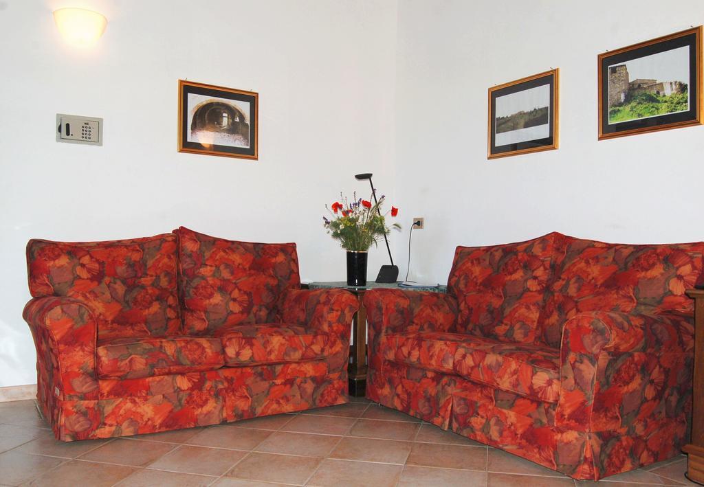 Aparthotel Le Valli Pomarance Pokoj fotografie