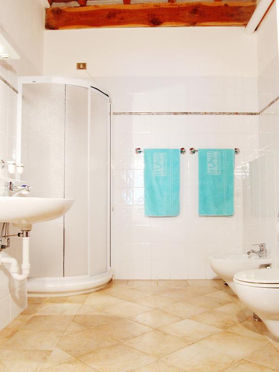 Aparthotel Le Valli Pomarance Pokoj fotografie