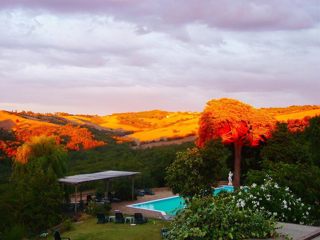 Aparthotel Le Valli Pomarance Exteriér fotografie